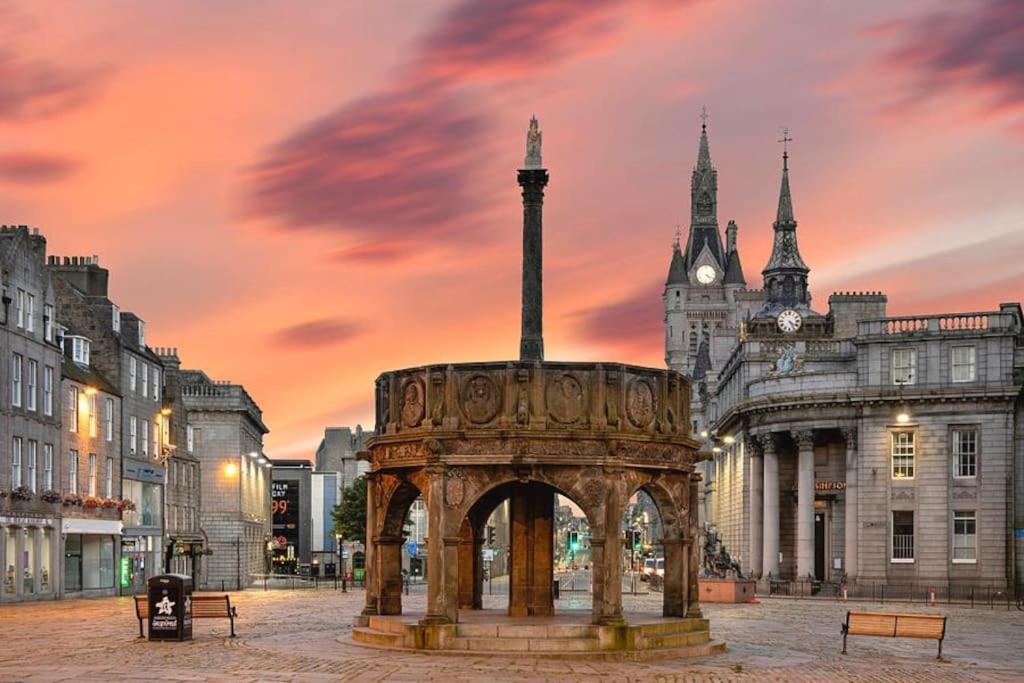 Silver Stone Suite - In The Heart Of Aberdeen Exterior foto